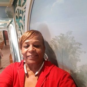 Meet your Posher, Robin